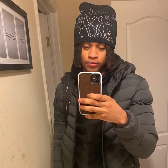 Meet your Posher, Joshua - Picture 1 of 1